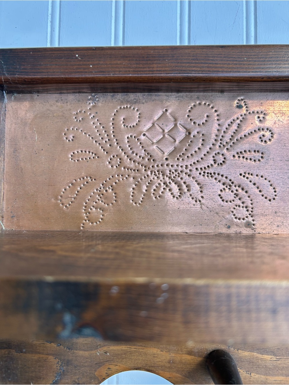 Vintage Shelf Wooden Heart Cutout Punched Tin Hook Cottagecore Grandmacore 26x11 - Picture 4 of 10